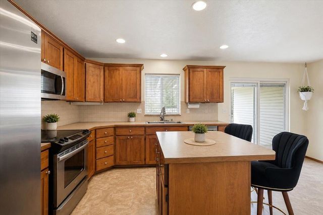 1413 S Avalon Ln, Spokane Valley, WA 99216