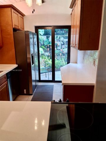 151 Essex Rd 4-30, Hollywood, FL 33024