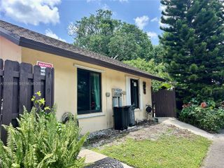 151 Essex Rd 4-30, Hollywood, FL 33024