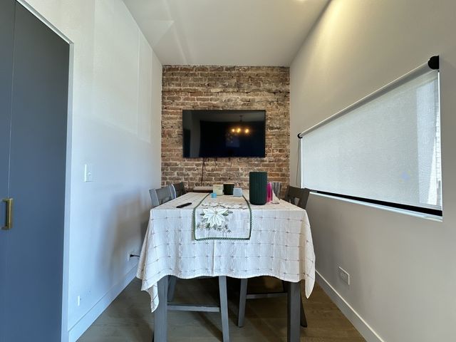 908 N California Avenue 2F, Chicago, IL 60622