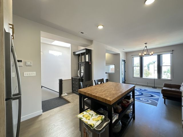 908 N California Avenue 2F, Chicago, IL 60622