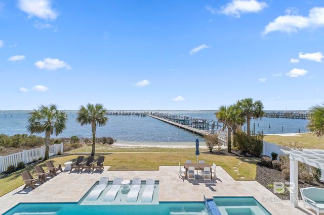 4029 Landfall Drive, Pensacola, FL 32507
