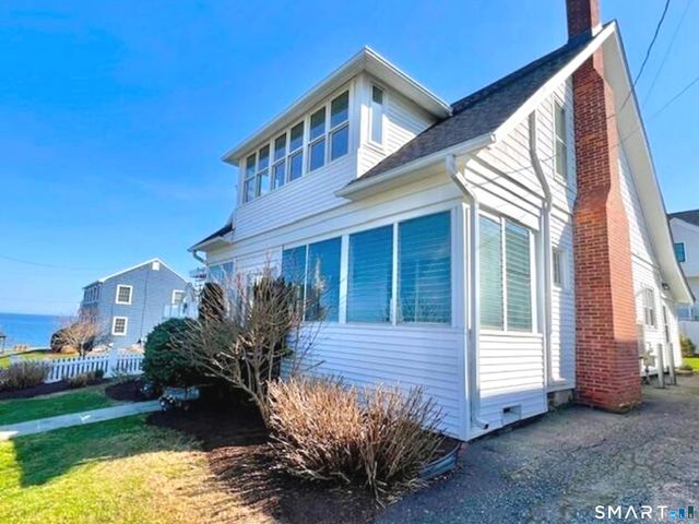 8 Parkland Place, Milford, CT 06460