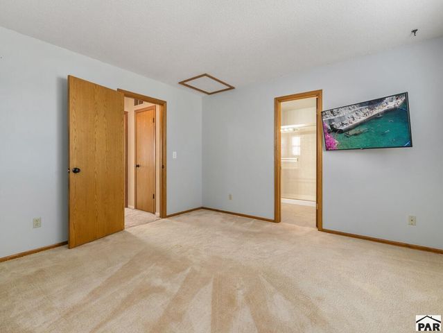 809 S Greenway Ave, Pueblo West, CO 81007