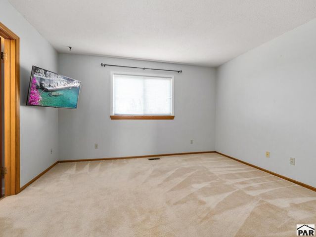 809 S Greenway Ave, Pueblo West, CO 81007