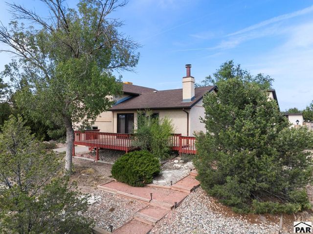 809 S Greenway Ave, Pueblo West, CO 81007