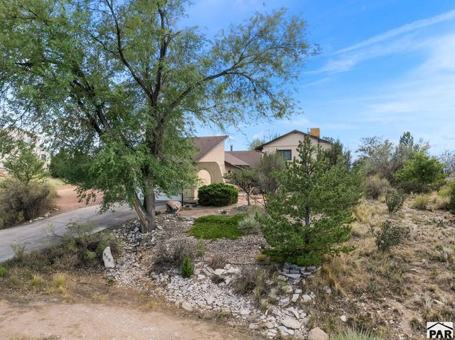 809 S Greenway Ave, Pueblo West, CO 81007