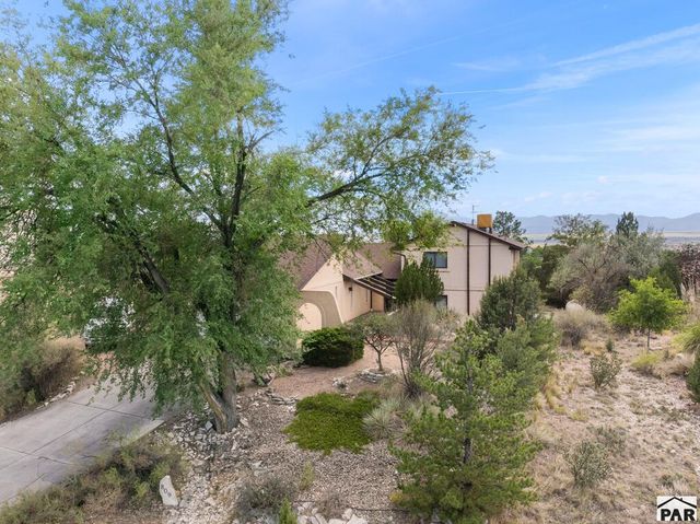 809 S Greenway Ave, Pueblo West, CO 81007