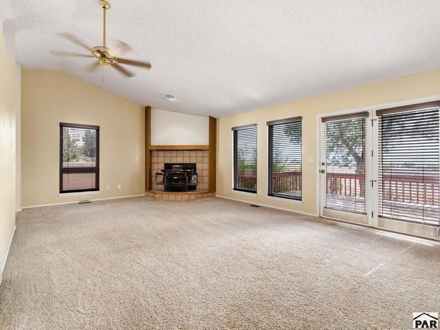 809 S Greenway Ave, Pueblo West, CO 81007
