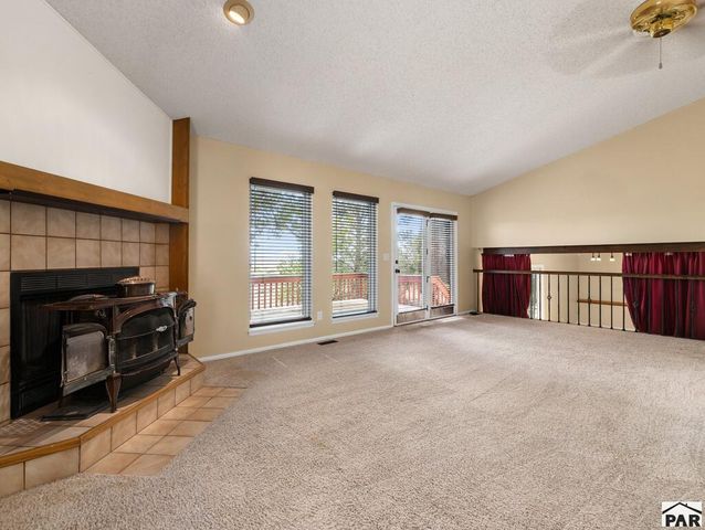 809 S Greenway Ave, Pueblo West, CO 81007