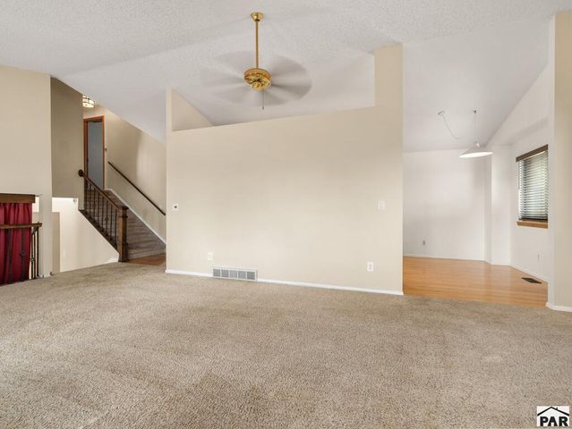 809 S Greenway Ave, Pueblo West, CO 81007