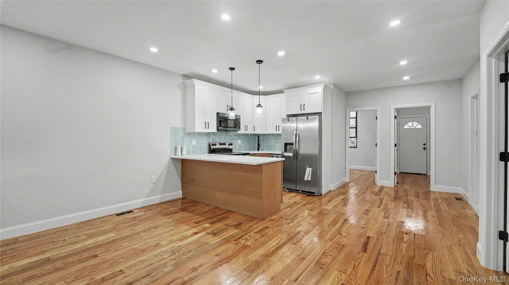 51 Hill Street, Brooklyn, NY 11208 — photo 2