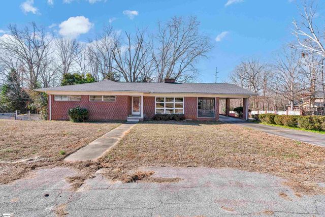 100 Culbreath Heights Drive, Union, SC 29379