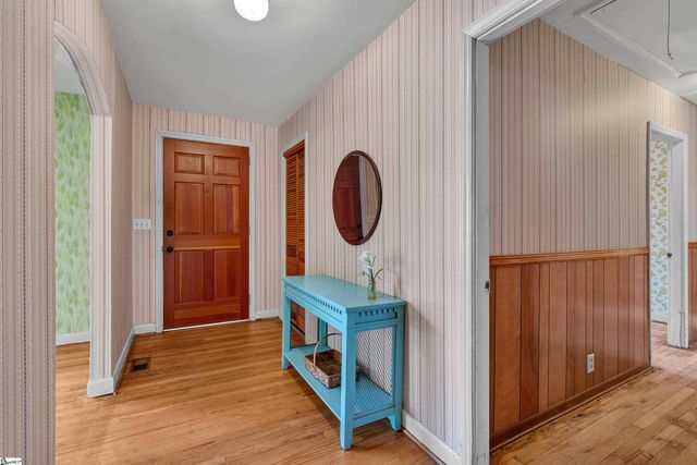 100 Culbreath Heights Drive, Union, SC 29379