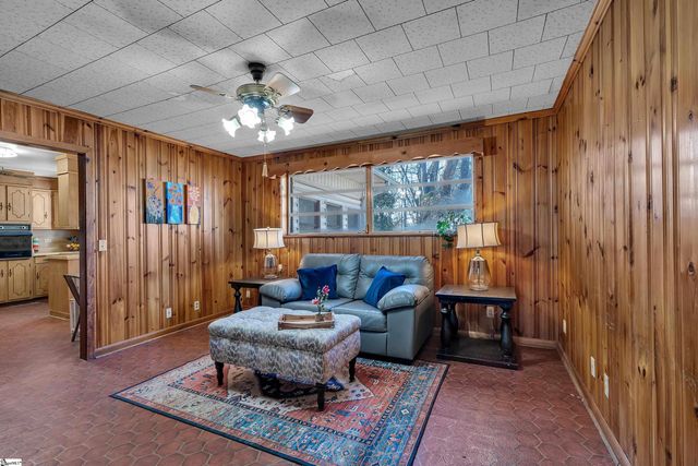100 Culbreath Heights Drive, Union, SC 29379