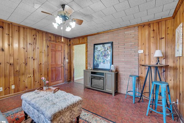 100 Culbreath Heights Drive, Union, SC 29379