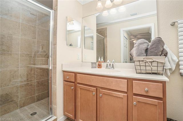 9731 Acqua CT # 533, Naples, FL 34113