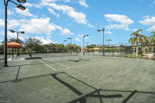 9731 Acqua CT # 533, Naples, FL 34113