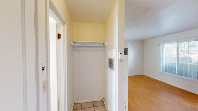 4156 Mesa Verde Avenue NE, Albuquerque, NM 87110