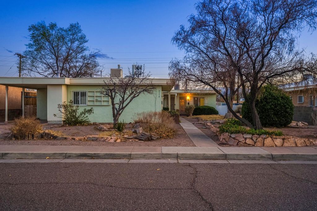 Image 2 of property listing at 4156 Mesa Verde Avenue NE, Albuquerque, NM 87110
