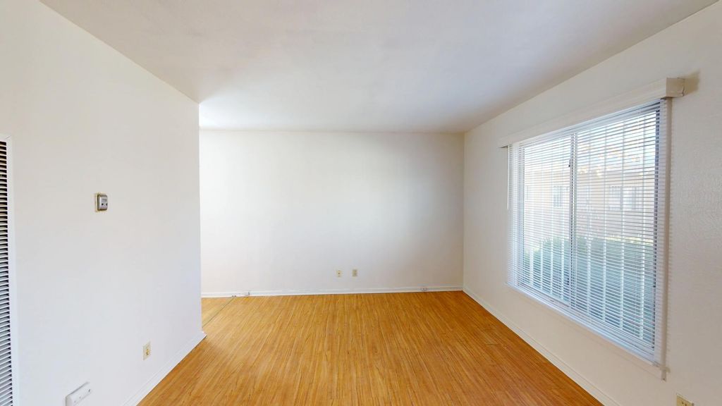 Image 20 of property listing at 4156 Mesa Verde Avenue NE, Albuquerque, NM 87110