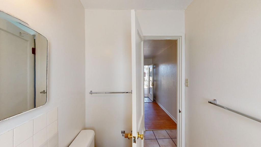 Image 33 of property listing at 4156 Mesa Verde Avenue NE, Albuquerque, NM 87110