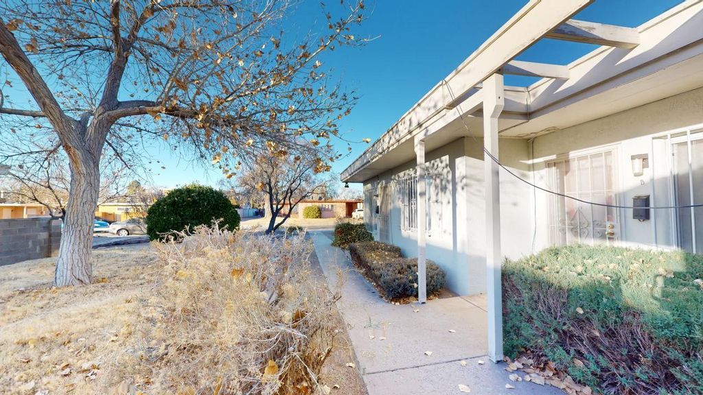 Image 42 of property listing at 4156 Mesa Verde Avenue NE, Albuquerque, NM 87110