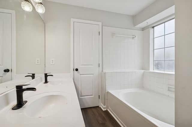 4564 Raccoon Trl, Hermitage, TN 37076