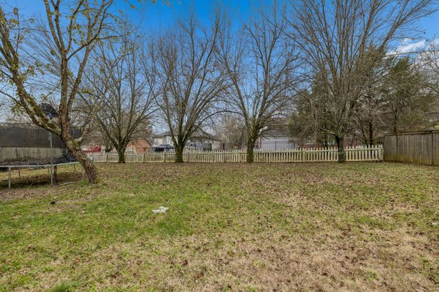 4564 Raccoon Trl, Hermitage, TN 37076