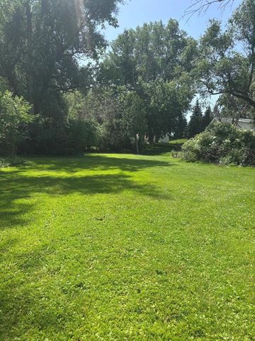 N73W36388 S SHORE DRIVE, Oconomowoc, WI 53066