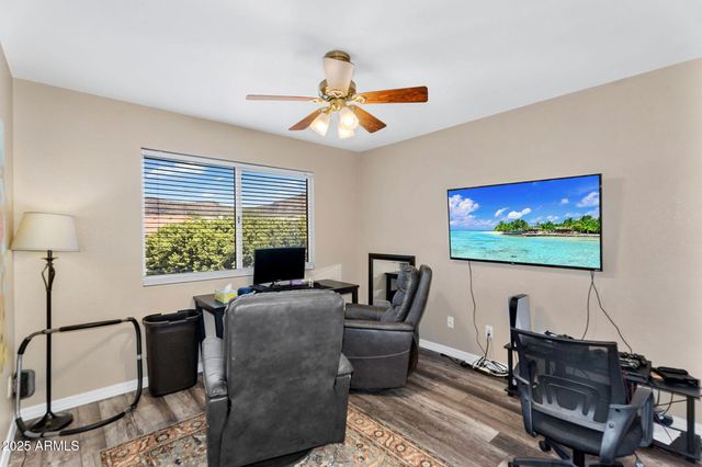 6376 W LOUISE Drive, Glendale, AZ 85310