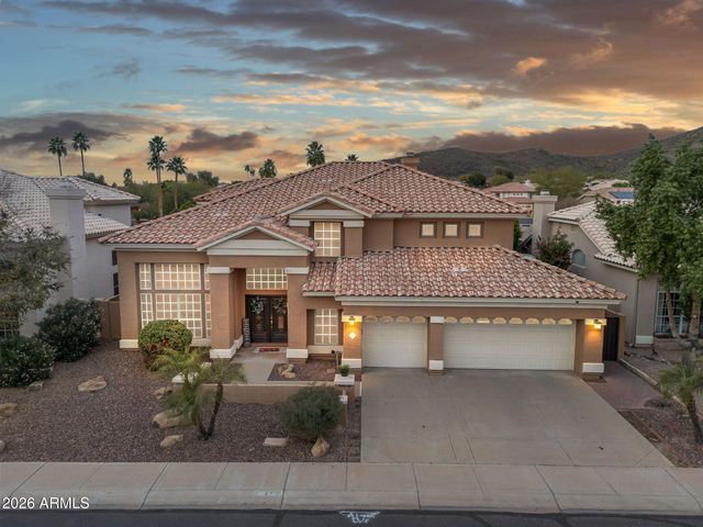 6376 W LOUISE Drive, Glendale, AZ 85310