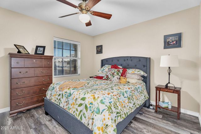 6376 W LOUISE Drive, Glendale, AZ 85310