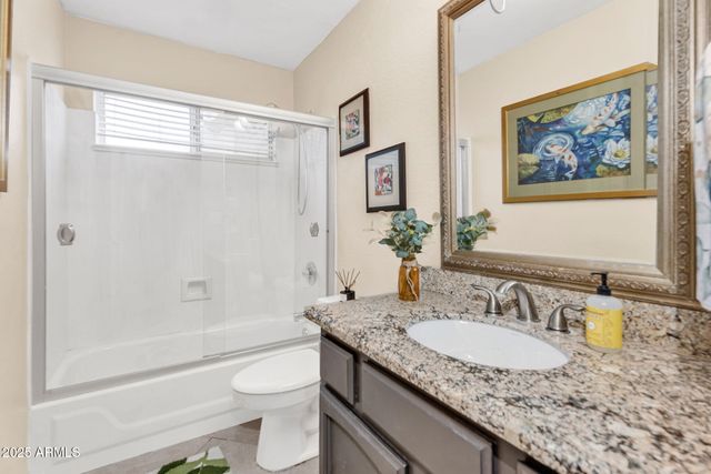 6376 W LOUISE Drive, Glendale, AZ 85310