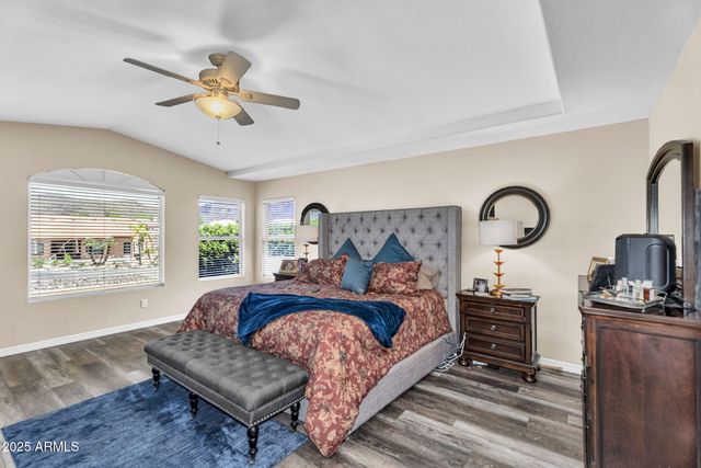 6376 W LOUISE Drive, Glendale, AZ 85310