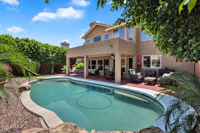 6376 W LOUISE Drive, Glendale, AZ 85310