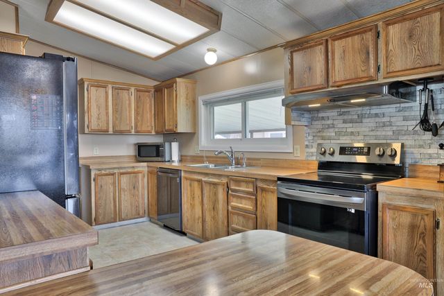 2392 N Patricia Ln, Boise, ID 83704