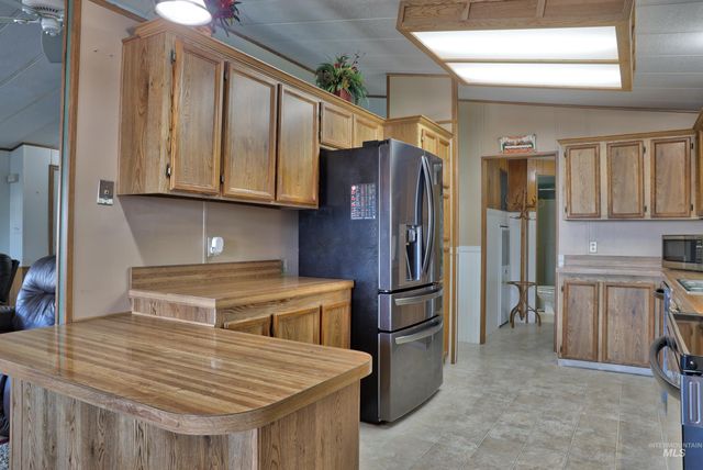 2392 N Patricia Ln, Boise, ID 83704