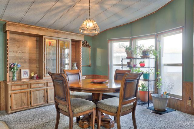 2392 N Patricia Ln, Boise, ID 83704
