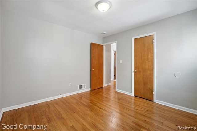 13551 Woodbine, Redford, MI 48239
