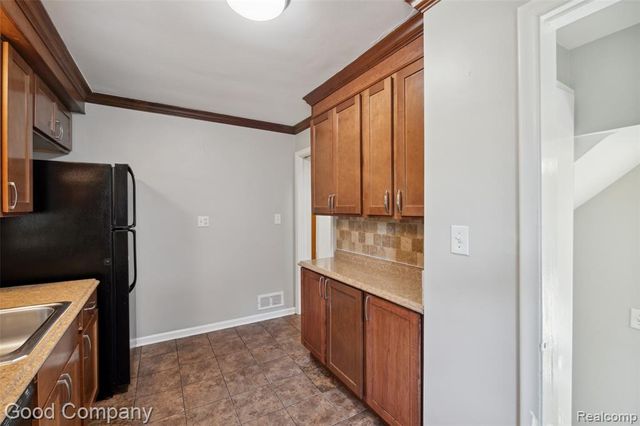 13551 Woodbine, Redford, MI 48239
