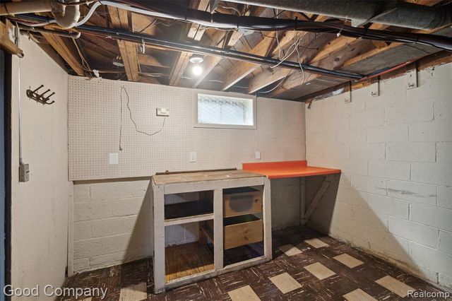 13551 Woodbine, Redford, MI 48239