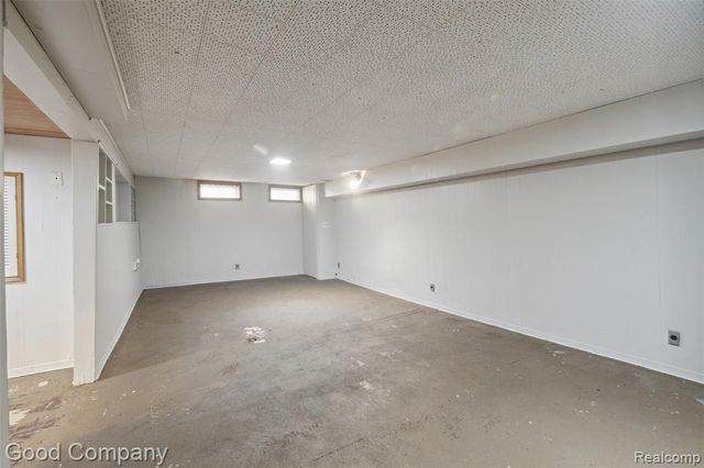 13551 Woodbine, Redford, MI 48239