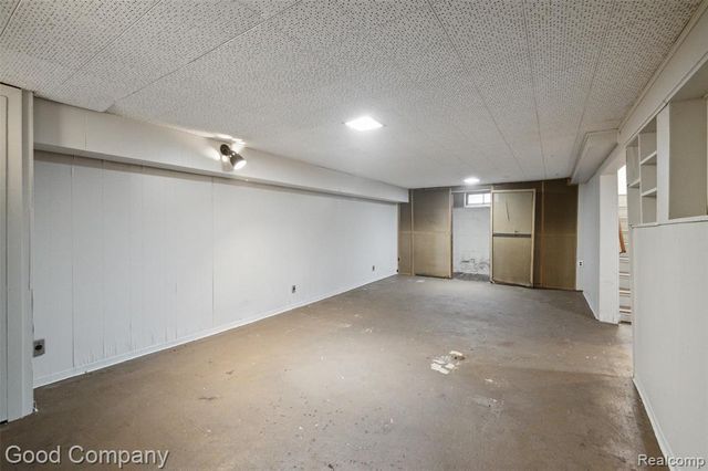 13551 Woodbine, Redford, MI 48239