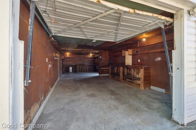 13551 Woodbine, Redford, MI 48239