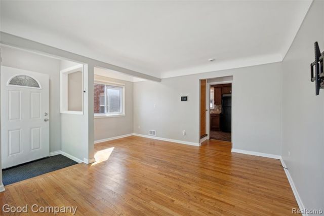 13551 Woodbine, Redford, MI 48239