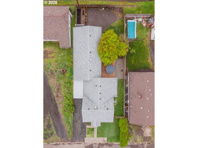 739 W WHARTON St, Roseburg, OR 97471