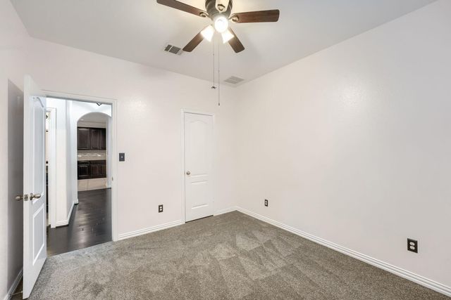 8038 Arezzo DR, Round Rock, TX 78665
