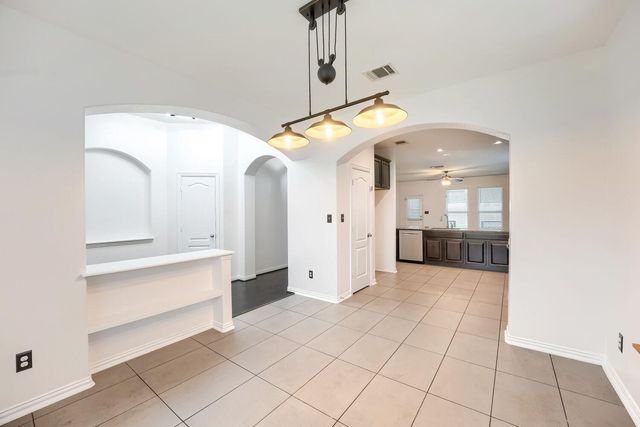 8038 Arezzo DR, Round Rock, TX 78665