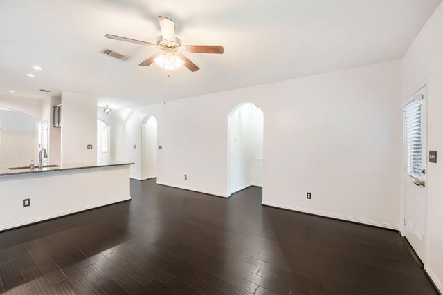 8038 Arezzo DR, Round Rock, TX 78665